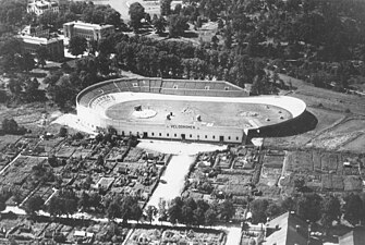 Hornsbergsvelodromen på 1920-talet. I förgrunden syns Iris-Hornsbergs trädgårdskoloni.