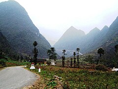 Quốc lộ 4C ở Sà Phìn, Đồng Văn, Hà Giang