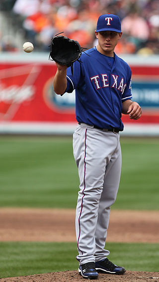 <span class="mw-page-title-main">Derek Holland</span> American baseball player (born 1986)