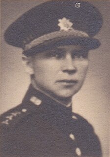 Emil Strankmüller na tablu absolventů Vysoké školy válečné, ročník XII, (1931–1934)