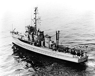 USS <i>Merganser</i> (AMS-26) Minesweeper of the United States Navy