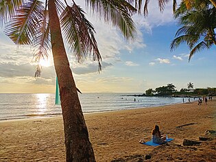 Royal Villa Beach Resort in Barangay Miranda RoyalVillaPontevedraNegrosOcc.jpg