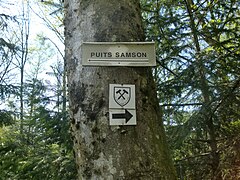 The sign indicating the Samson well.