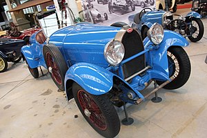 Bugatti Type 44 Bugatti 44 (8172367848).jpg