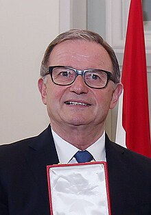 Karlheinz Kopf (cropped).jpg