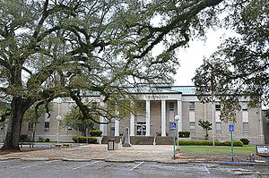 The Geneva County Courthouse in Geneva