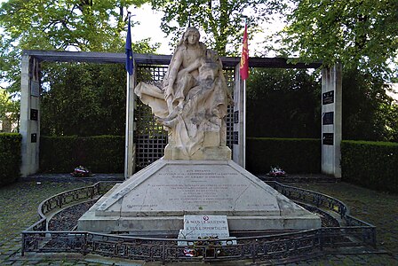 Monument aux morts de Louviers (1907).