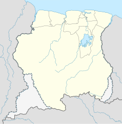 Mapa konturowa Surinamu, blisko centrum na dole znajduje się punkt z opisem „Coeroeni”