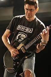 Steve Albini performing with Shellac in 2007 Albini atp.jpg