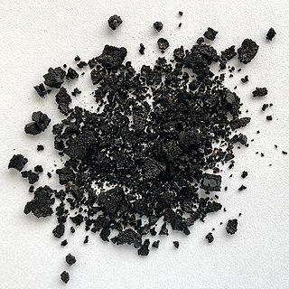 <span class="mw-page-title-main">Humic substance</span> Major component of natural organic matter