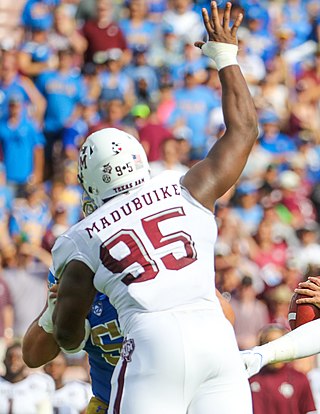 <span class="mw-page-title-main">Nnamdi Madubuike</span> American football player (born 1997)