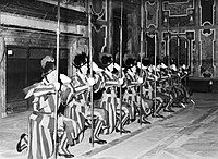 Kneeling salute in Clementine Hall (1937)