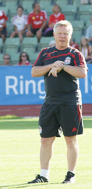 <span class="mw-page-title-main">Sammy Lee (footballer)</span> English footballer (born 1959)