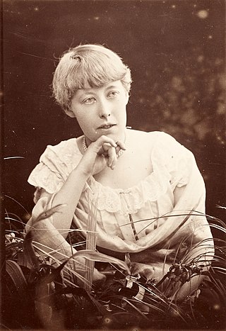 <span class="mw-page-title-main">Katharine Tynan</span> Irish poet and novelist (1859-1931)