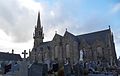 L'église Saint-Arzel et le cimetière 3.