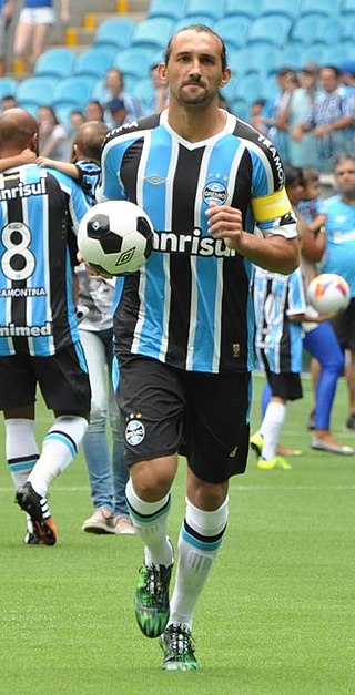 <span class="mw-page-title-main">Hernán Barcos</span> Argentine footballer