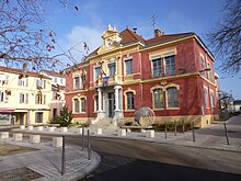 Pierre-Bénite mairie.JPG