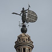 El Giraldillo o Coloso de la fe victoriosa, estatua de bronce de 347 cm que remata la Giralda de Sevilla (Luis de Vargas, Hernán Ruiz el Joven y Bartolomé Morel, 1568).