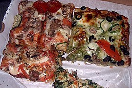 A pizza Sisilia