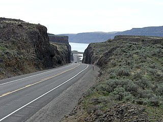 <span class="mw-page-title-main">Cut (earthworks)</span> Location where earth is removed to make way for a road, railway, or canal