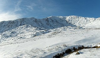 <span class="mw-page-title-main">Carnedd Llewelyn</span> Mountain in north-west Wales