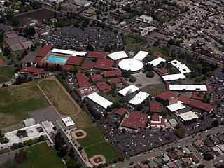 <span class="mw-page-title-main">Chabot College</span> Community college in Hayward, California