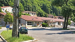 Le groupe scolaire Raymond Courrière.