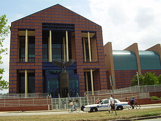 <span class="mw-page-title-main">Federal Reserve Bank of Dallas Houston Branch</span> One of three branches of the Federal Reserve Bank of Dallas