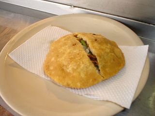 <i>Gordita</i> Mexican dish of masa stuffed with cheese, meat, or other fillings