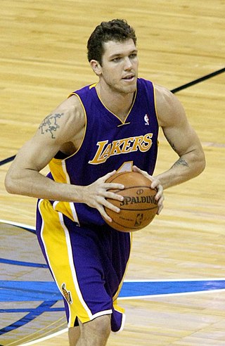 <span class="mw-page-title-main">Luke Walton</span> American basketball coach and player (born 1980)