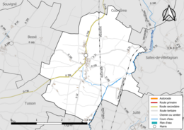 Carte en couleur présentant le réseau hydrographique de la commune