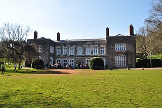 <span class="mw-page-title-main">Cockington Court</span> Historic house in Devon, England