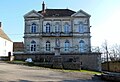 Mairie et monument aux morts