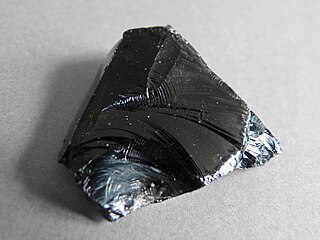 <span class="mw-page-title-main">Obsidian</span> Naturally occurring volcanic glass