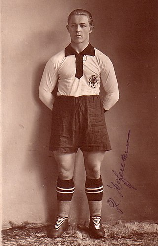 <span class="mw-page-title-main">Richard Hofmann</span> German footballer