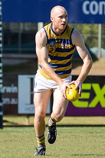 Tom Young (Australian footballer)