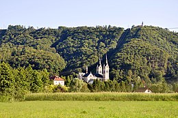 Bazilika Lurške Matere Božje v Brestanici.