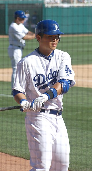 <span class="mw-page-title-main">Chin-Lung Hu</span> Taiwanese baseball player (born 1984)