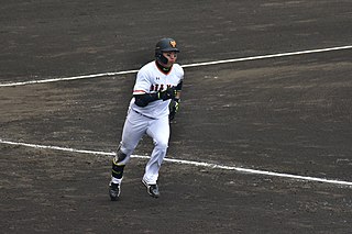 <span class="mw-page-title-main">Yoshihiro Maru</span> Japanese baseball player