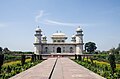 * Kandidimi: Itmud ud Daulah's Tomb. This image was uploaded as part of Wiki Loves Monuments 2024. --Rangan Datta Wiki 03:14, 18 September 2024 (UTC) * Vlerëso Too soft, green CA, lacks perspective correction --Poco a poco 07:19, 18 September 2024 (UTC)