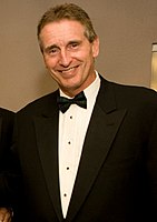 Robert J. Duffy; American politician from the Democratic Party who served as the Lieutenant Governor of New York from 2011 to 2014 and as the 65th mayor of Rochester, New York from 2006 to 2010. He earned his Bachelor of Science in Criminal Justice from RIT in 1993 and Master of Public Administration from the Maxwell School of Citizenship and Public Affairs at Syracuse University in 1998.