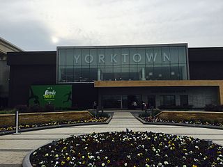 <span class="mw-page-title-main">Yorktown Center</span> Shopping mall in Lombard, Illinois