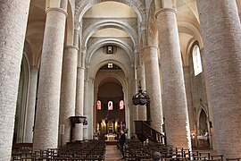 Nave de la abacial de Tournus