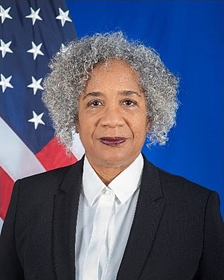 <span class="mw-page-title-main">Sharon L. Cromer</span> American diplomat