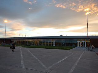 <span class="mw-page-title-main">Cranbrook/Canadian Rockies International Airport</span> International airport in southeastern British Columbia, Canada