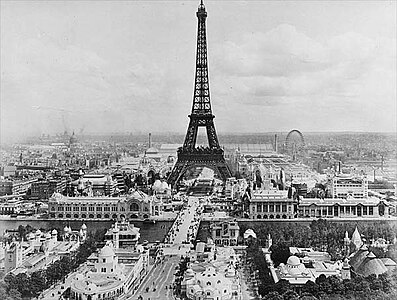 La ekspozicio de Parizo en 1900 kun la Eiffel-turo