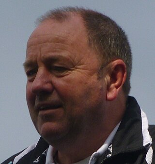 <span class="mw-page-title-main">Gary Johnson (footballer, born 1955)</span> English footballer and manager