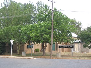 <span class="mw-page-title-main">Mangoplah</span> Town in New South Wales, Australia