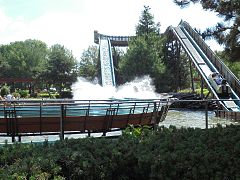 Ripsaw Falls à Attractiepark Slagharen