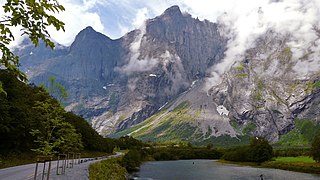 <span class="mw-page-title-main">Romsdalen</span> Valley in Romsdal, Norway